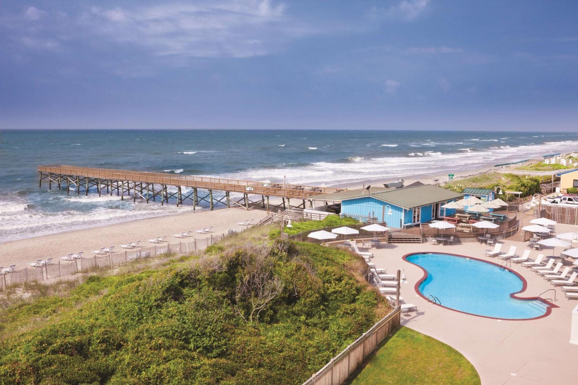 Doubletree By Hilton Atlantic Beach Oceanfront Hotel Exterior photo